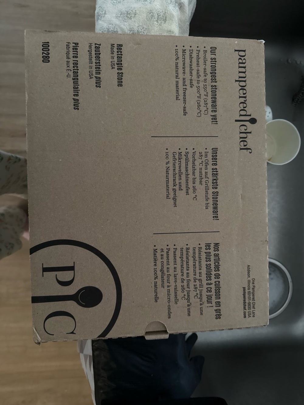Pampered Chef Rectangular Baking Stone NWT - Picture 3 of 3
